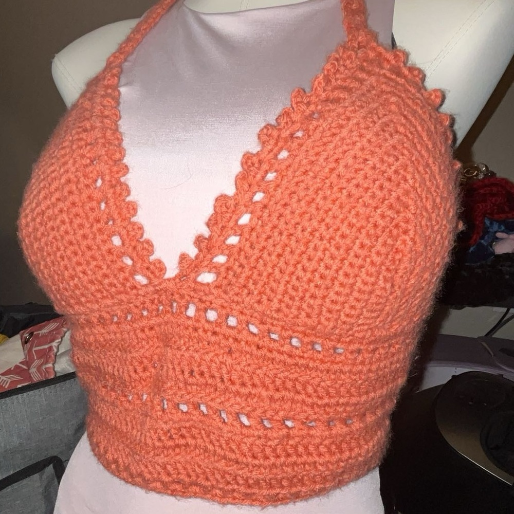 Basic Band Crop - image 2